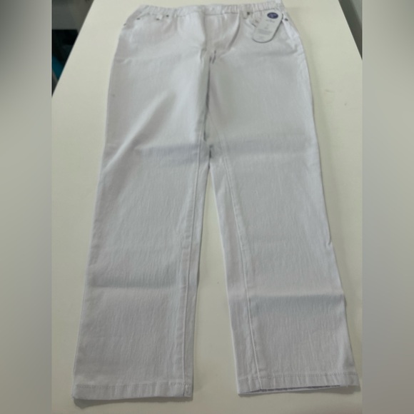DG 2 Classic White Jeans - Picture 7 of 10